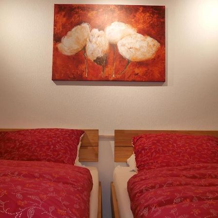 Ruhiges Apartment Nuernberg Sued Ost - Naehe Messe - Mit Wallbox 외부 사진